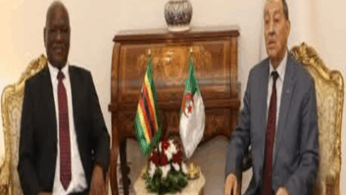 Photo of زيارة قضائية رفيعة من زيمبابوي لتعزيز التعاون الدستوري مع الجزائر
