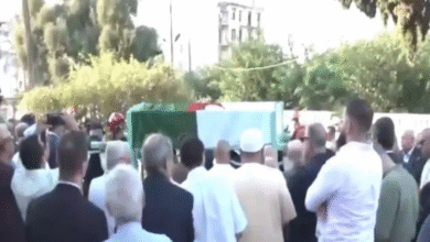 Photo of تشييع جثمان المجاهد أحمد طالب الإبراهيمي إلى مثواه الأخير بمقبرة سيدي أمحمد بالعاصمة