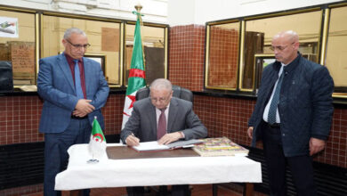 Photo of والي قسنطينة يشرف على اختتام السنة المالية 2025 وإغلاق حسابات الخزينة العمومية