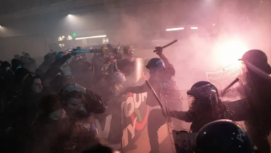 Photo of  الشرطة الإيطالية تواجه احتجاجات على الألعاب الأولمبية الشتوية