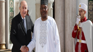 Photo of استقبال رسمي للرئيس النيجري بقصر المرادية