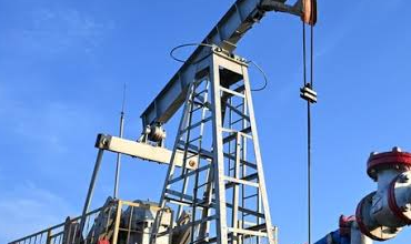 Photo of النفط يتراجع بعد انفراج مؤشرات التوتر