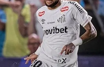 Photo of نيمار يواصل التسجيل مع سانتوس وسط جدل مستقبله مع البرازيل