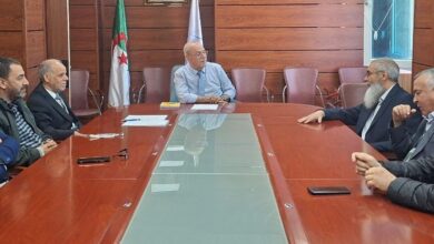 Photo of  جامعة محمد البشير الإبراهيمي تنصب لجنة آداب وأخلاقيات المهنة لتعزيز النزاهة والشفافية