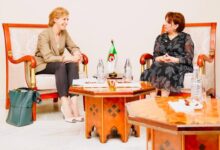Photo of بن دودة تبحث مع رئيسة معهد العالم العربي تعزيز الحوار الثقافي