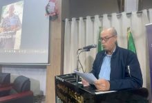 Photo of المكتبة الرئيسية للمطالعة العمومية بخنشلة تحتفي بالكاتب محمد قايدي.