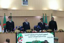 Photo of إبراهيم مراد يشرف على تنصيب يوسف بشلاوي والياً جديداً لباتنة
